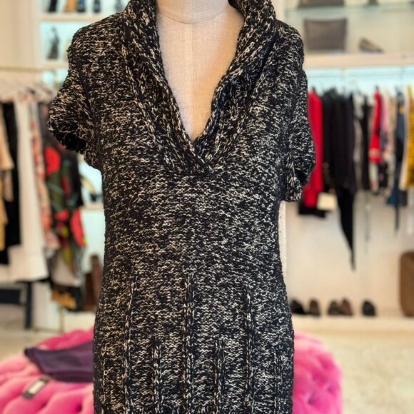 OSCAR DE LA RENTA, Black and White Sweater with Hoodie - Picture 2 of 8